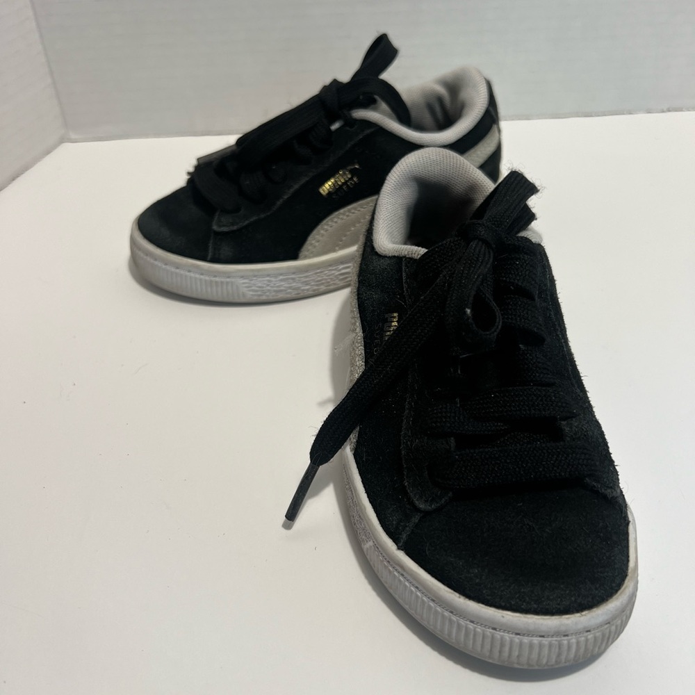 Pumas Kids/toddler Black Sneakers size 10 - Picture 6 of 8